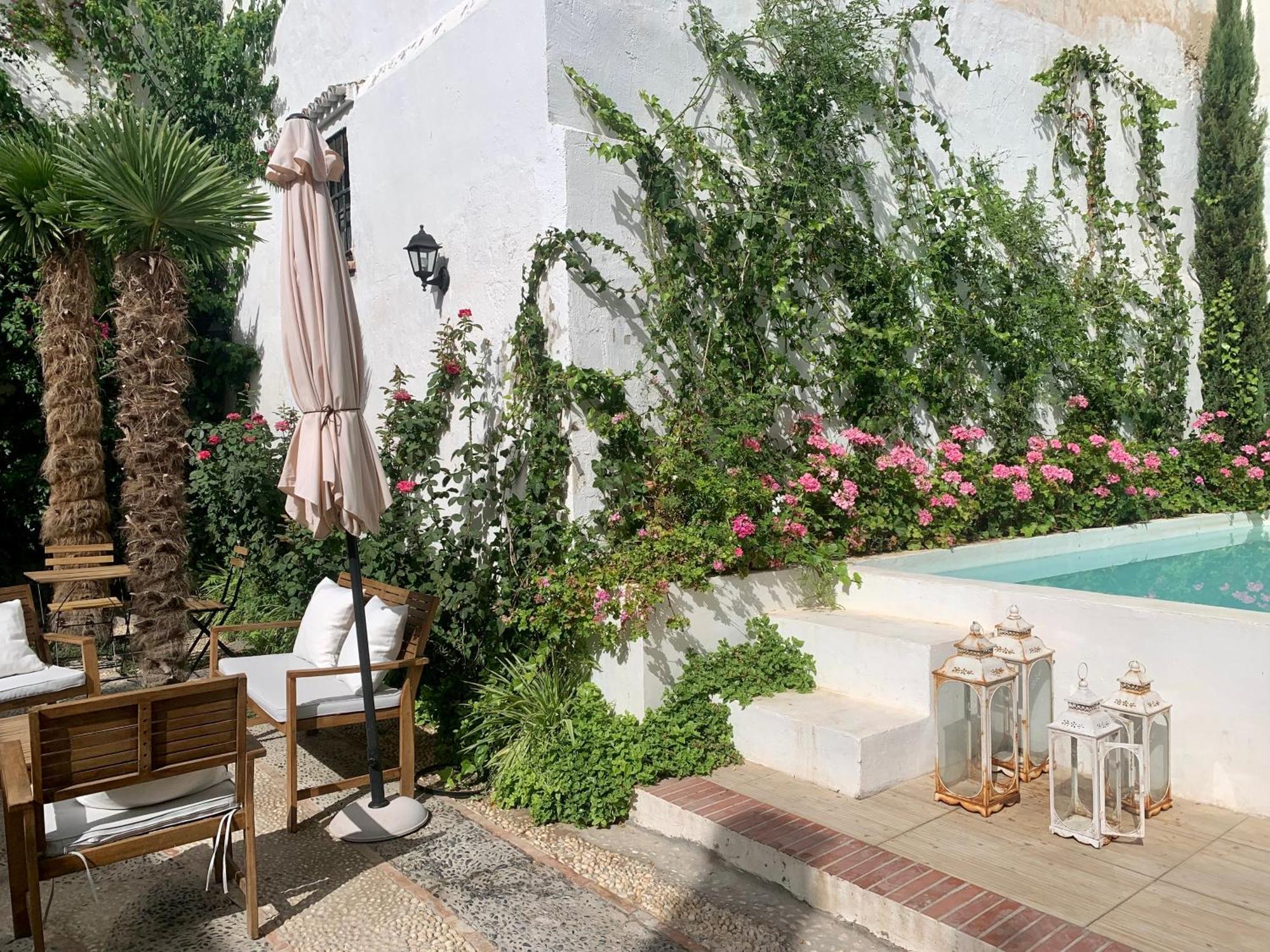 Patios Del Agua Bed & Breakfast El Puerto de Santa Maria Exterior photo
